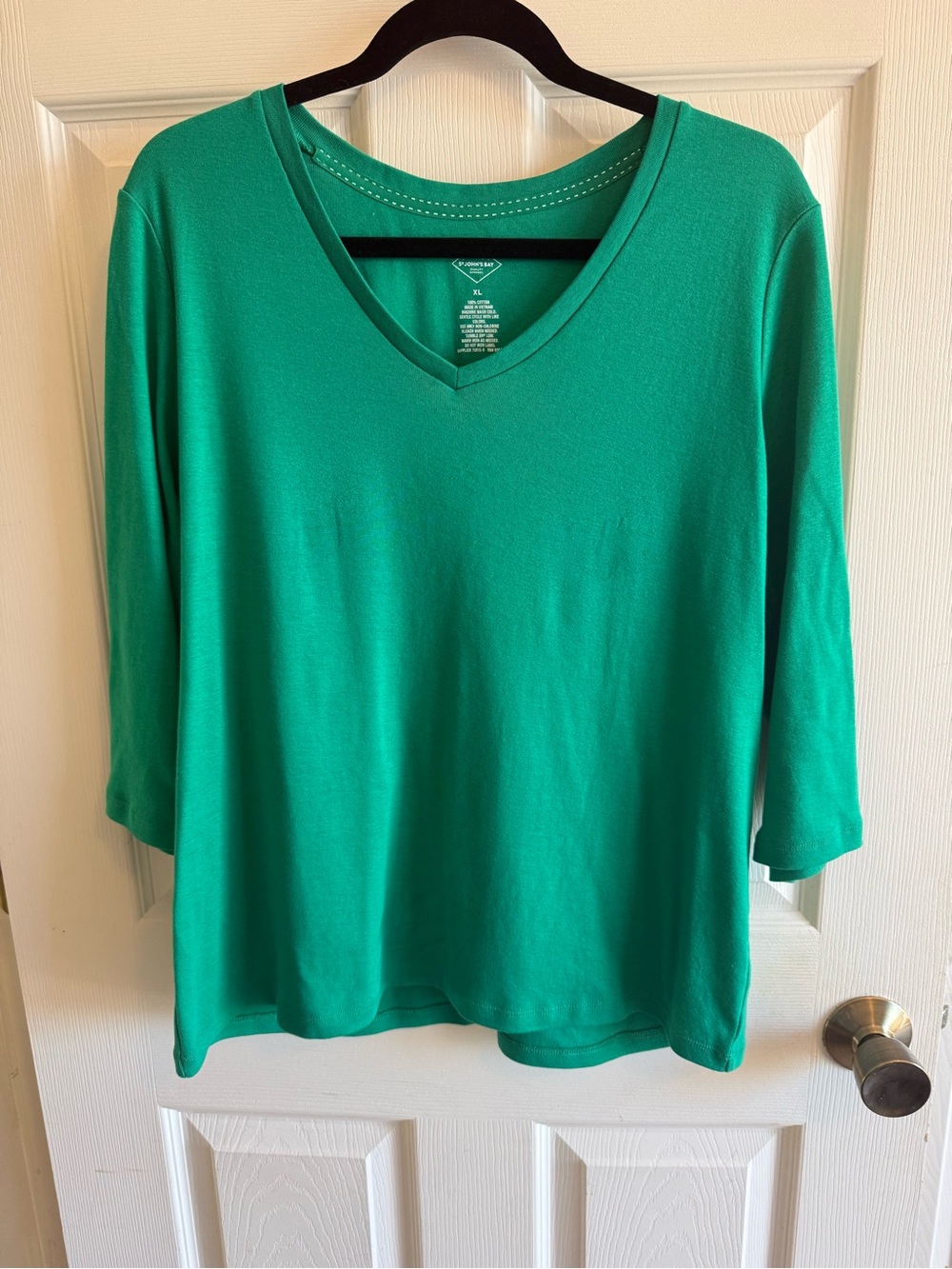 St. John's Bay Women's V-Neck Long Sleeve Top in Green
